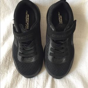 Boys kid sz 11.5 memory foam velcro sneakers